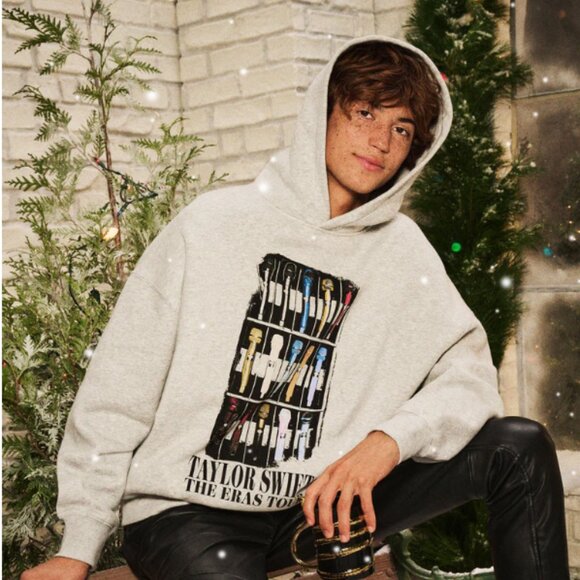 Taylor Swift | The Eras Tour Microphone Set Hoodie Medium - Picture 5 of 7